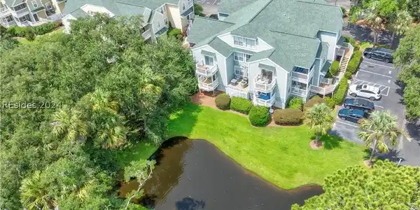 28 Old South Court