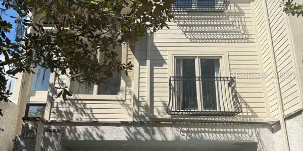 22 Genoa Court