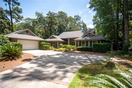 24 Pineland Road