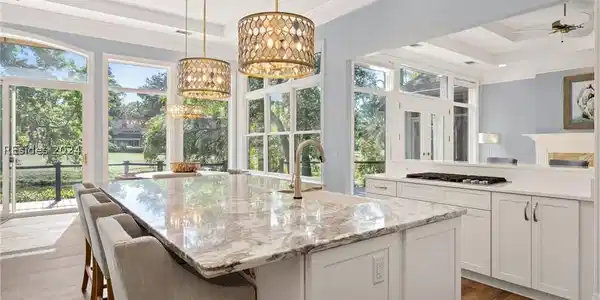 6 Blake Place