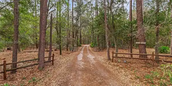 Image 2: Entrance 1140 May River Road Image 2: Entrance 1140 May River Road