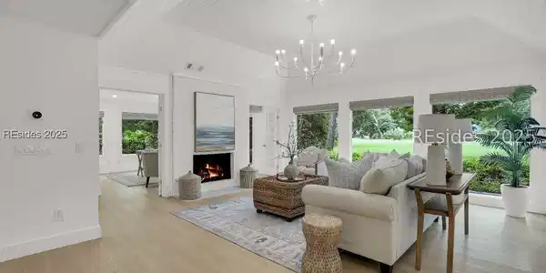 1 Sparrow Hawk Court