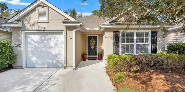 136 Crossings Boulevard
