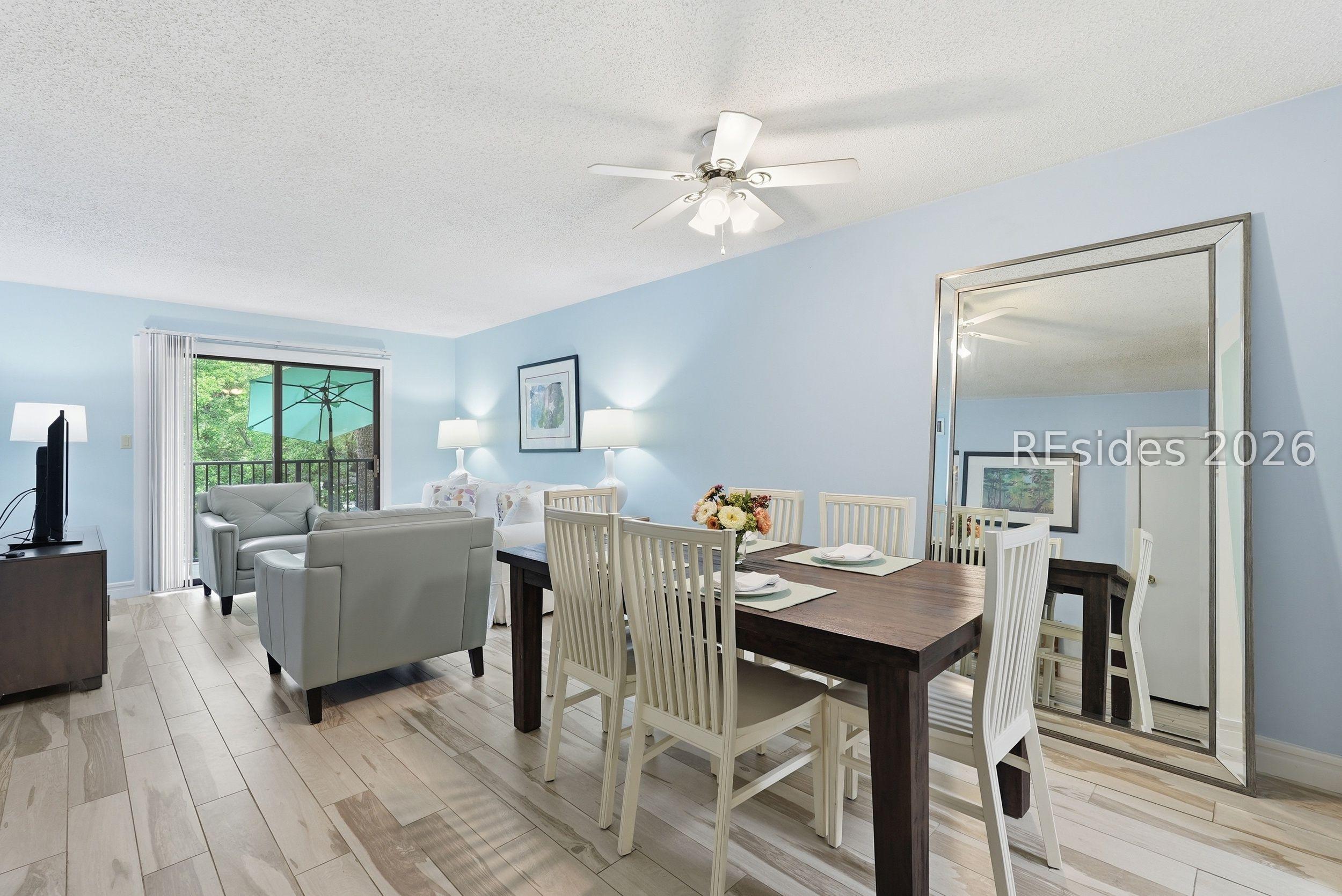 Image 4: Open Floor Plan