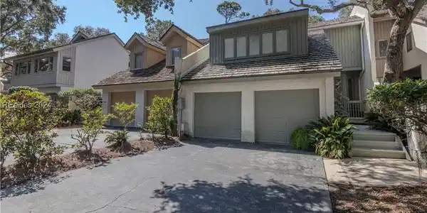 1 Beach Lagoon Road