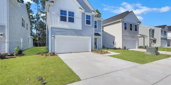 18 Lockwood Street