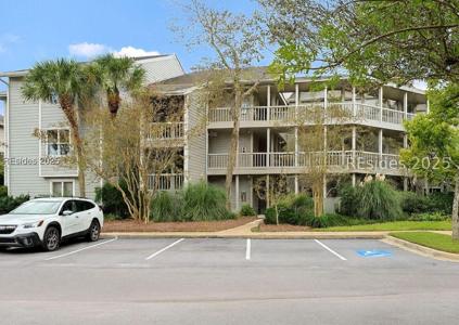 73 Skull Creek Drive
