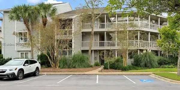 73 Skull Creek Drive