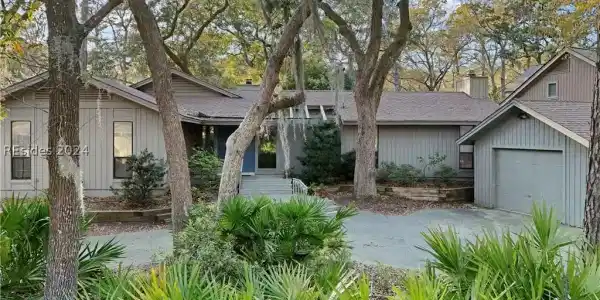15 Forest Drive