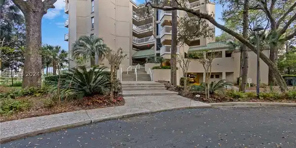 77 Ocean Lane