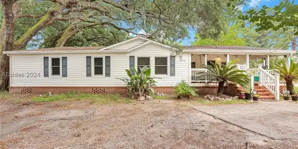 1 Pinefield Road