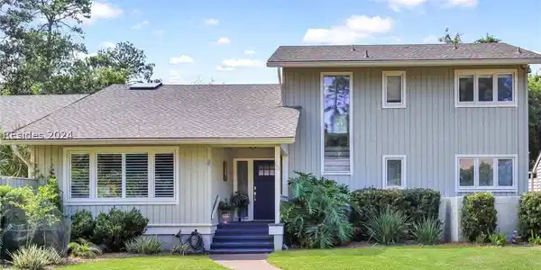 10 Fawn Lane