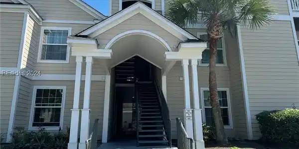100 Kensington Boulevard
