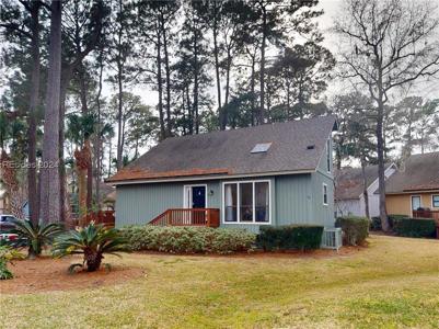 54 Pine Burr Road