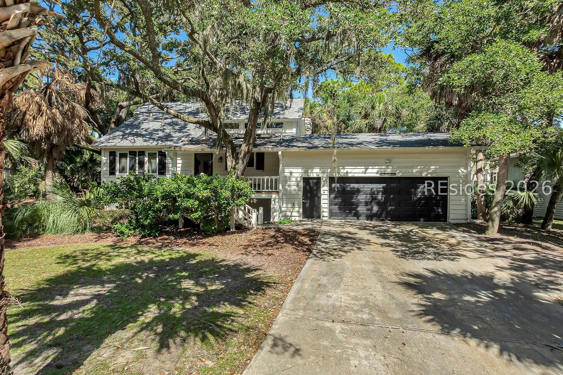 Image 1: Ranch-style home with a garage Image 1: Ranch-style home with a garage