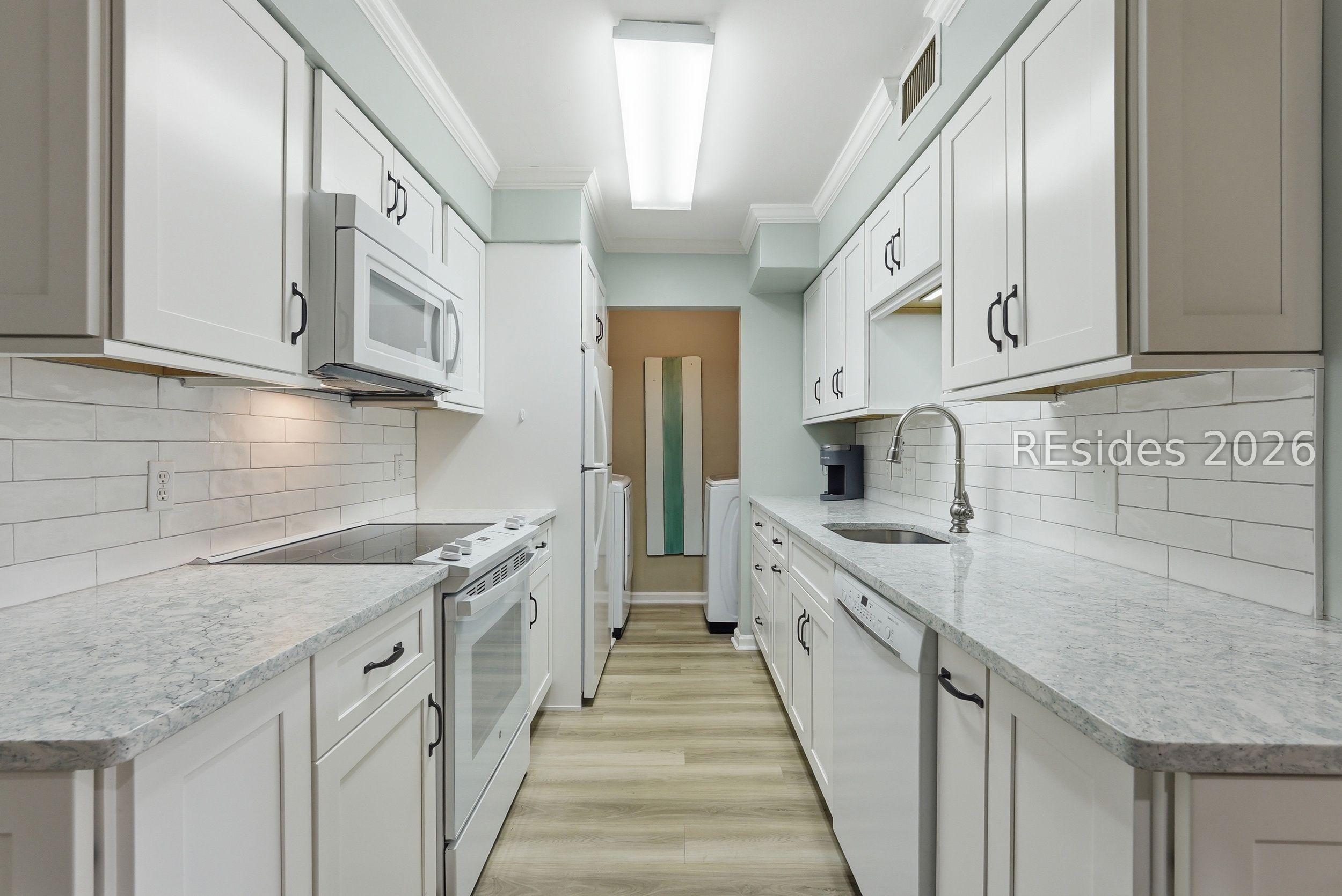 Image 2: Kitchen