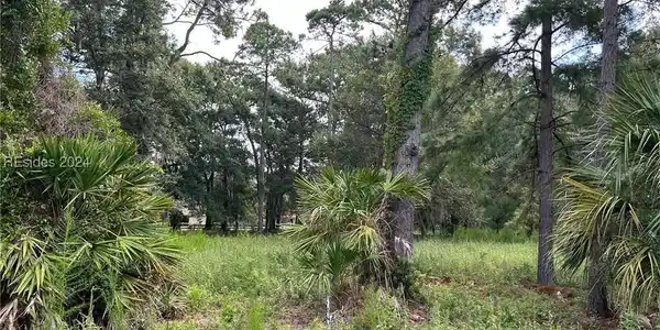 10 Sportsman Drive