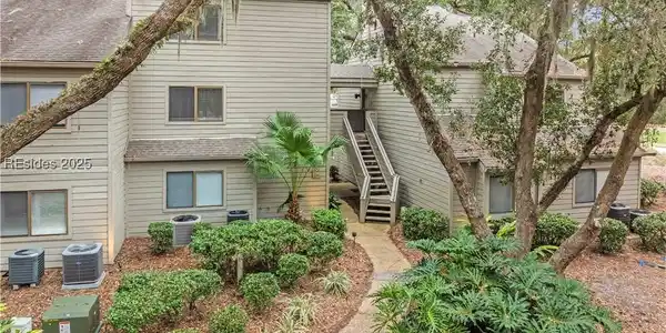 108 Lighthouse Road