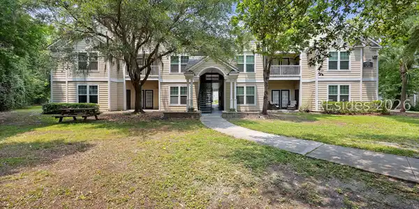 100 Kensington Boulevard