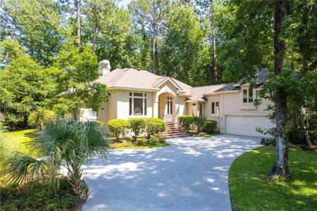 17 Kings Tree Road