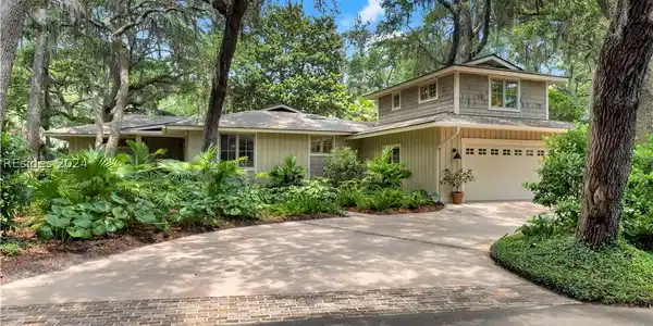 8 Baynard Cove Road