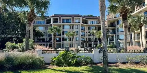 7 Shelter Cove Lane