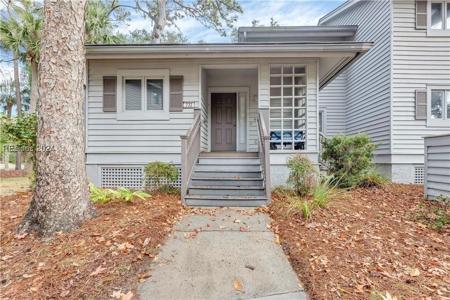 55 Barcelona Road N