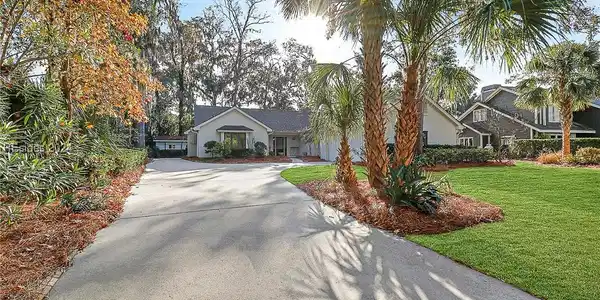 23 Minuteman Drive