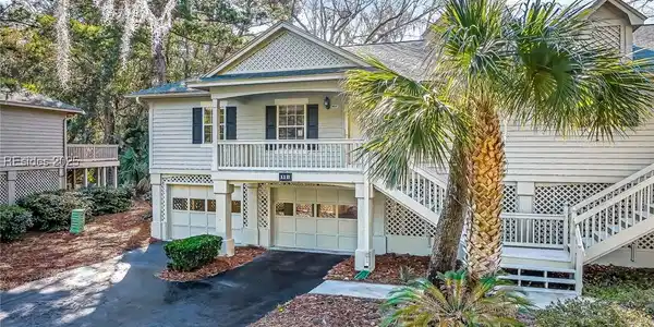 30 Valencia Drive