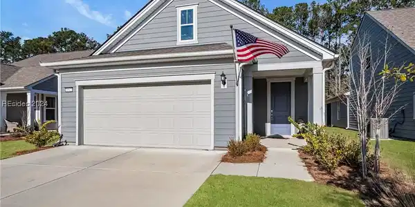 1042 Destiny Drive