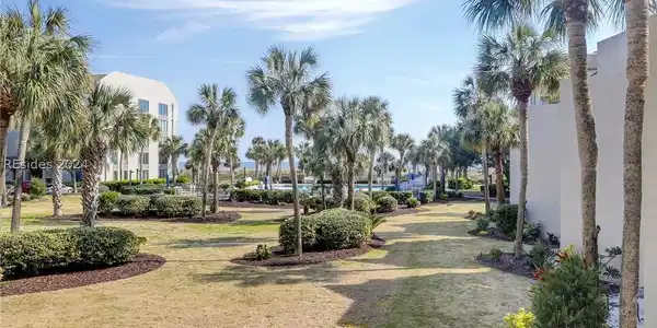 21 S Forest Beach Drive