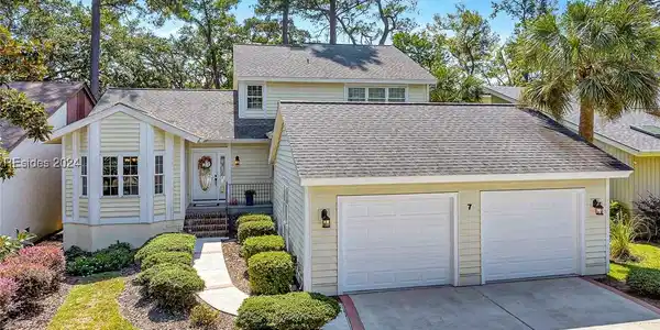 7 Victoria Drive