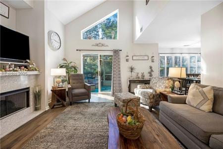 37 Lake Linden Lane