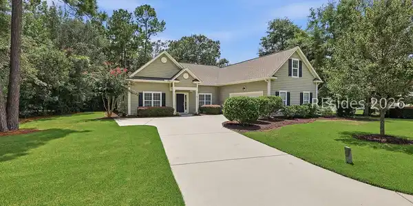 68 Lakes Crossing