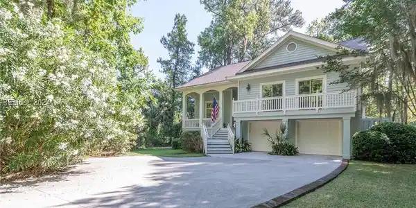3 Island Creek Court
