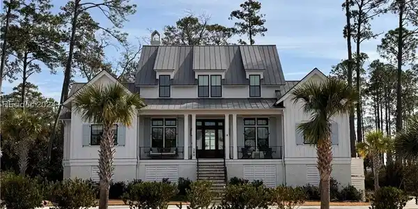 289 Davies Road