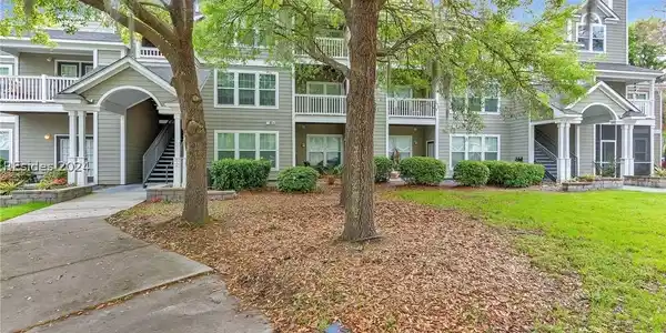 100 Kensington Boulevard