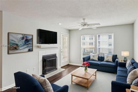 100 Kensington Boulevard