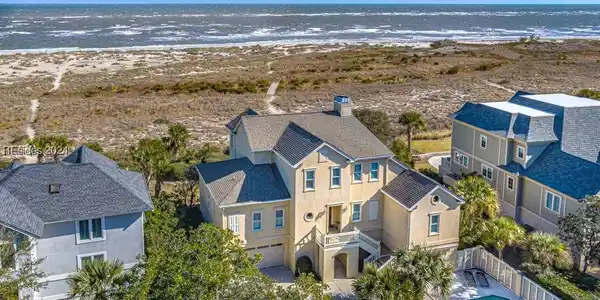 40 Ocean Point S