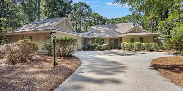 19 Headlands Drive
