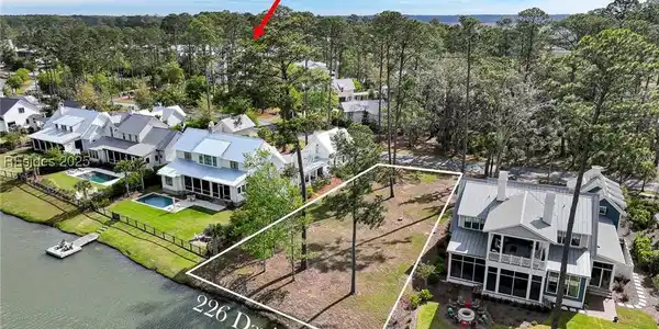 226 Davies Rd