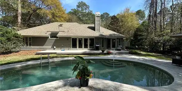 46 Royal James Drive