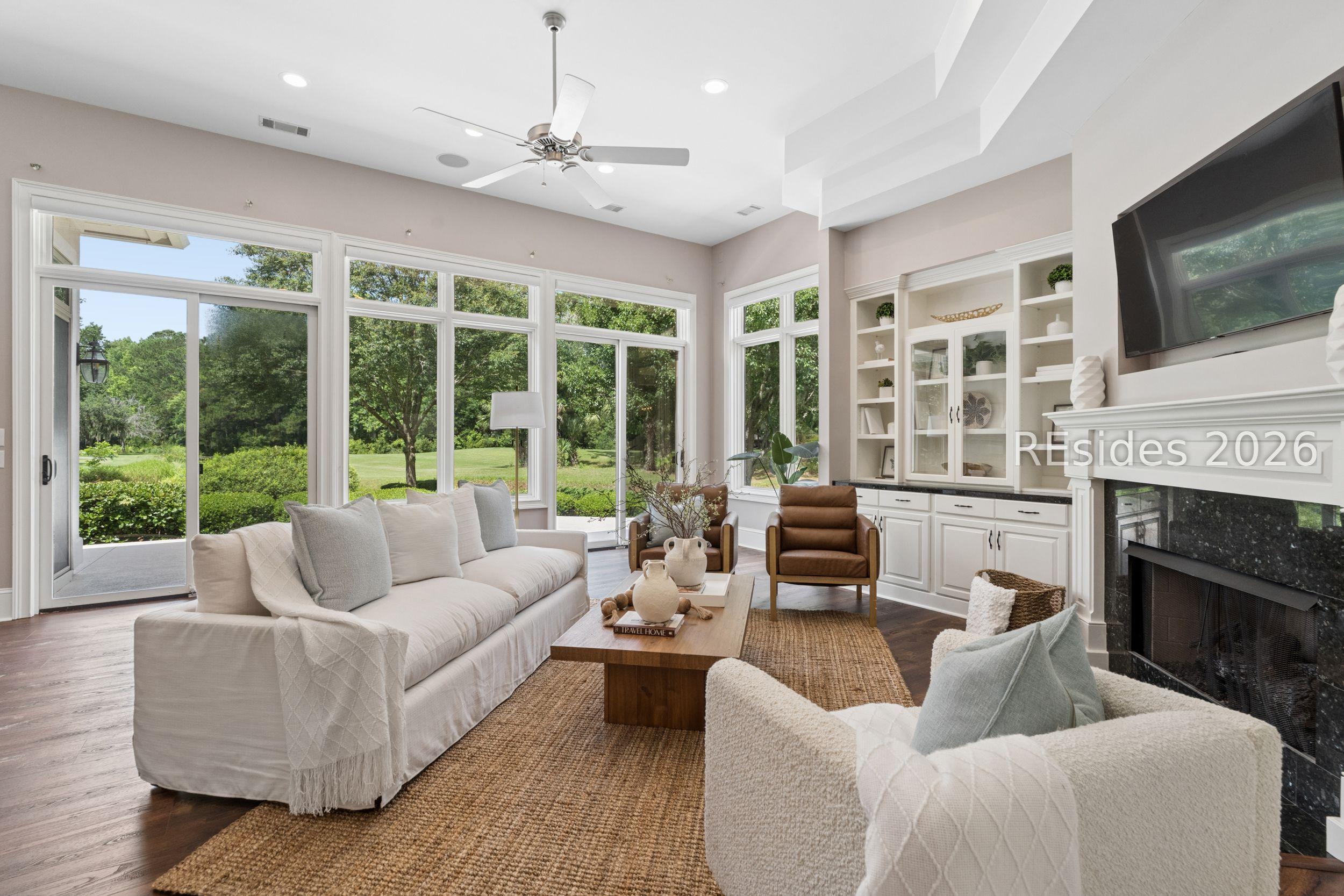 Image 2: Light-filled great room