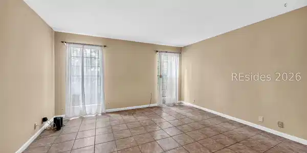 Image 4 Image 4