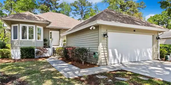44 Wax Myrtle Court
