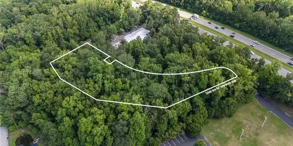 110 Windrush Lane