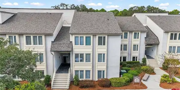4 Braddock Bluff Drive