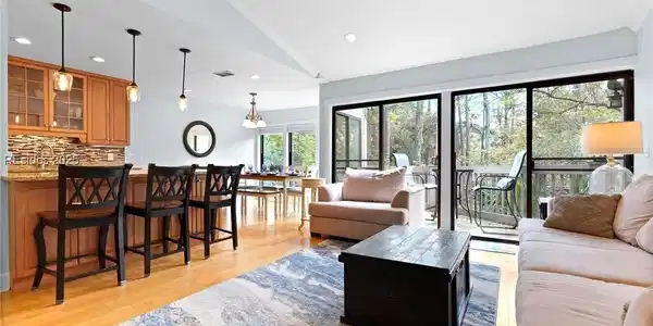 79 Lighthouse Road