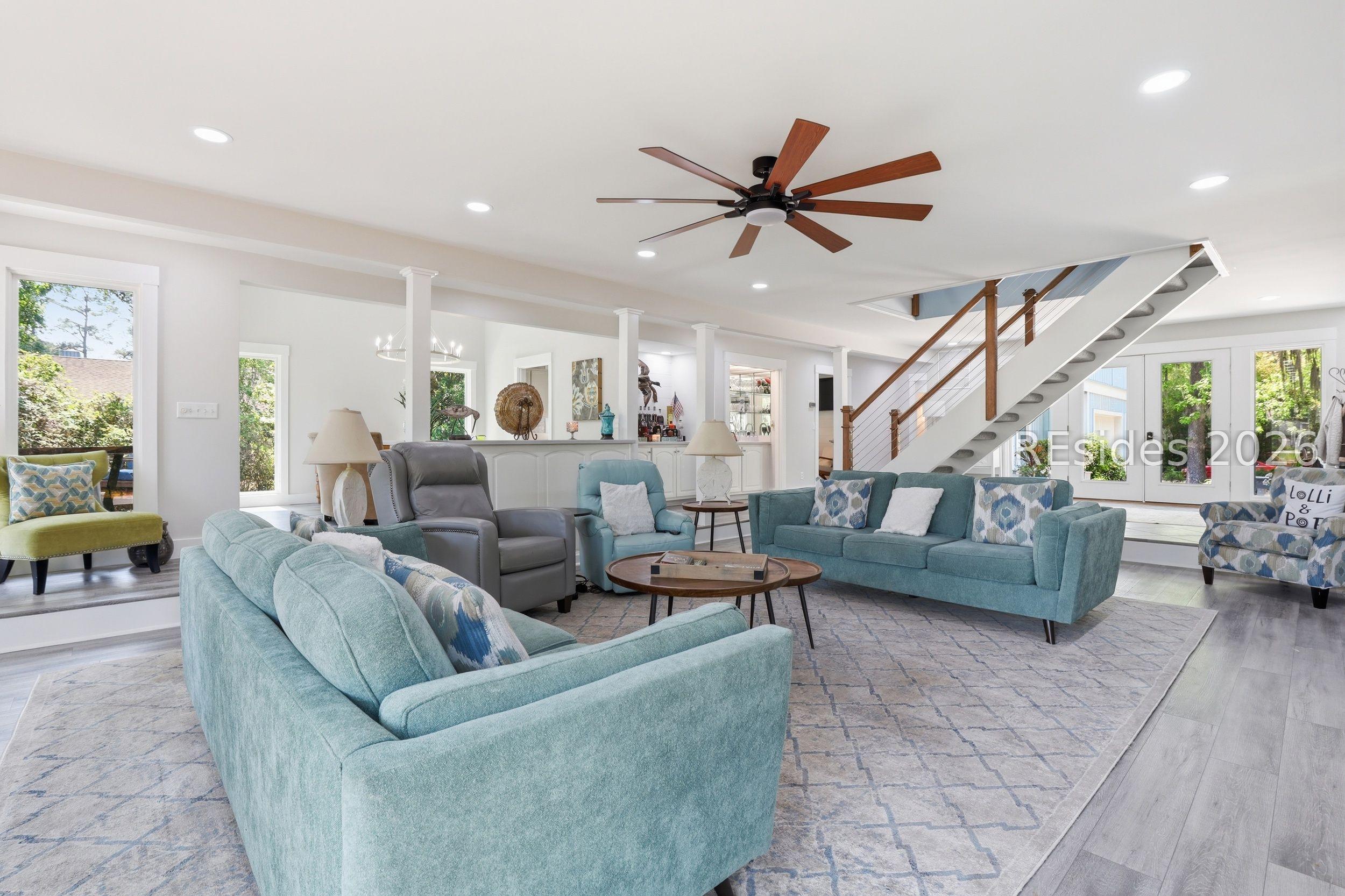 Image 4: Updated Family and Dining Areas Image 4: Updated Family and Dining Areas