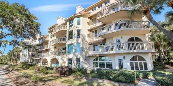 4 Village North Drive